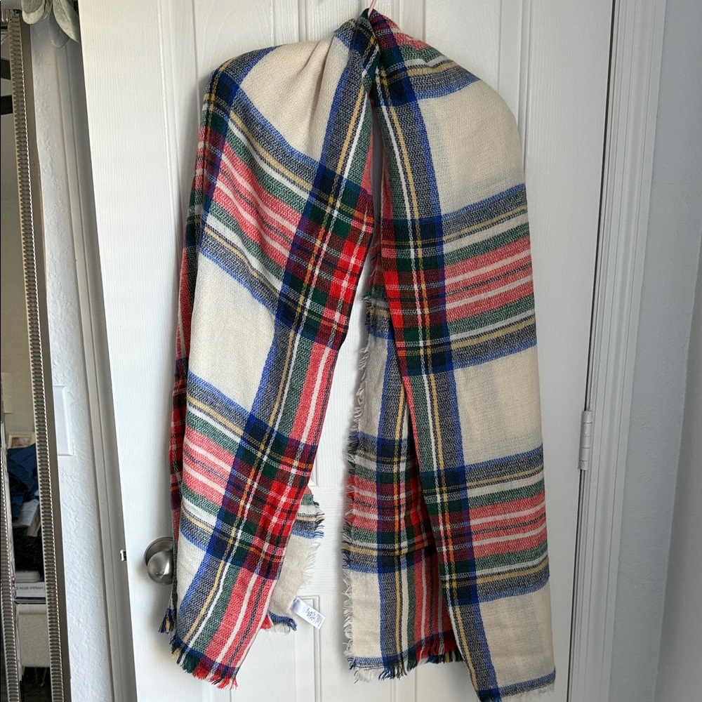 New Plaid Multicolor Scarf - Picture 1 of 5